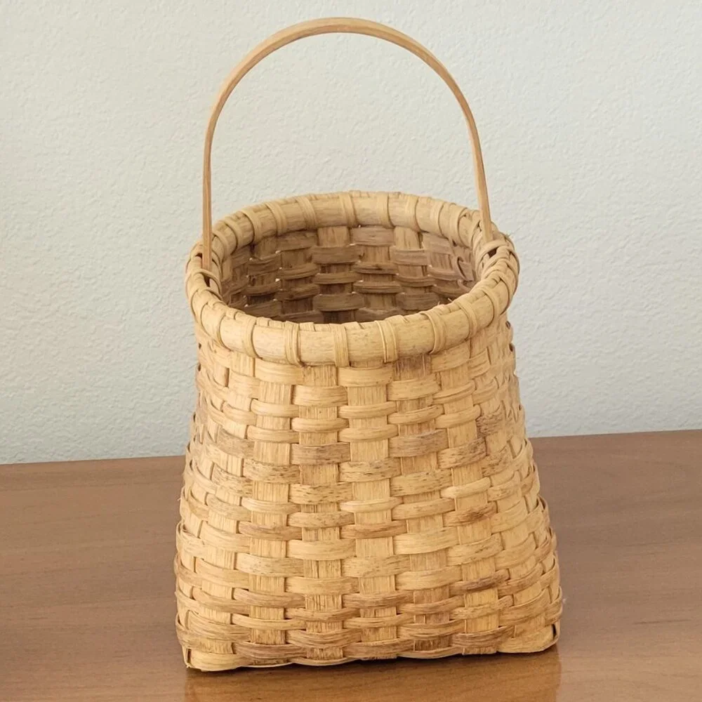 Hand Made Woven Split Wood Wine Basket Sturdy Unsigned Vintage Farmhouse